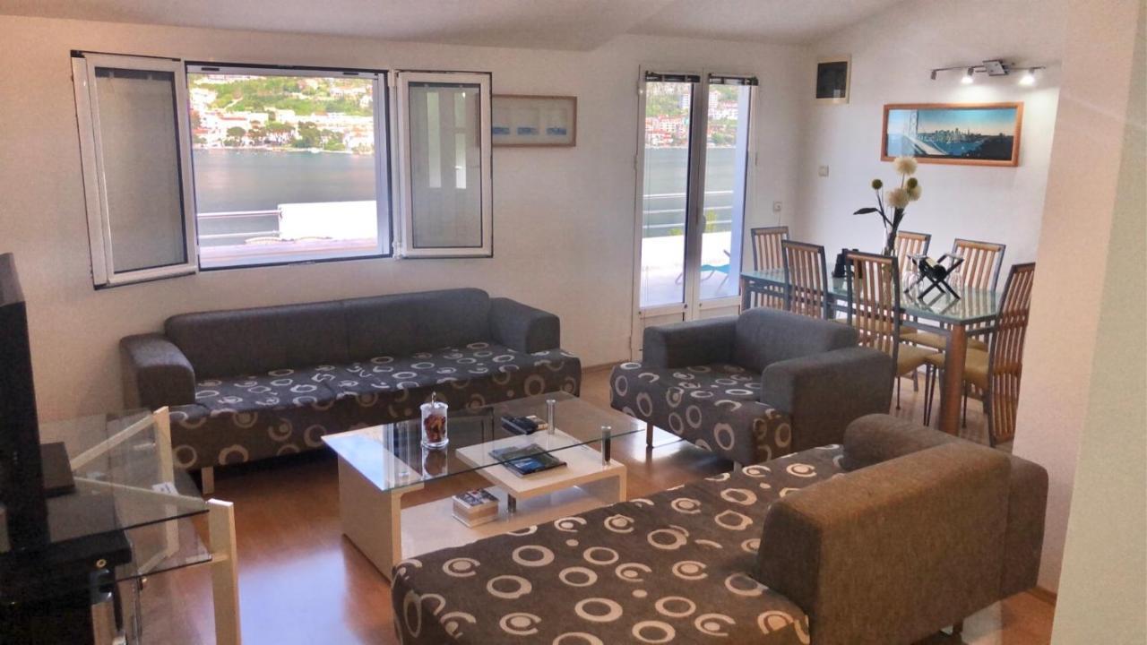 House With Big Terrace And Beautiful Sea View Βίλα Κότορ Εξωτερικό φωτογραφία